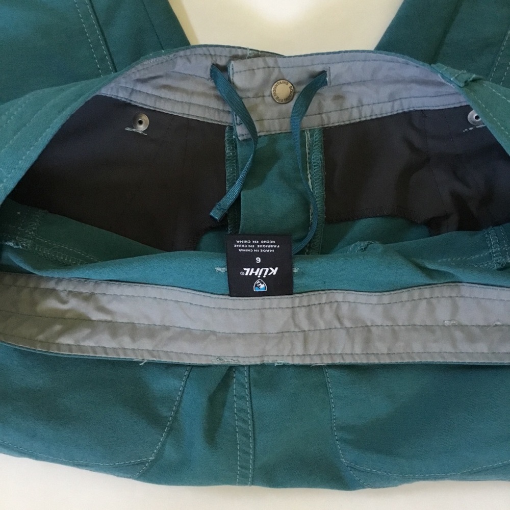 Kuhl Cropped Walking Walking Pants. Size 6 - Picture 8 of 8